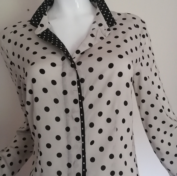 RIANI Button-Down Shirt with Black Polka Dots on Cream - Picture 4 of 7